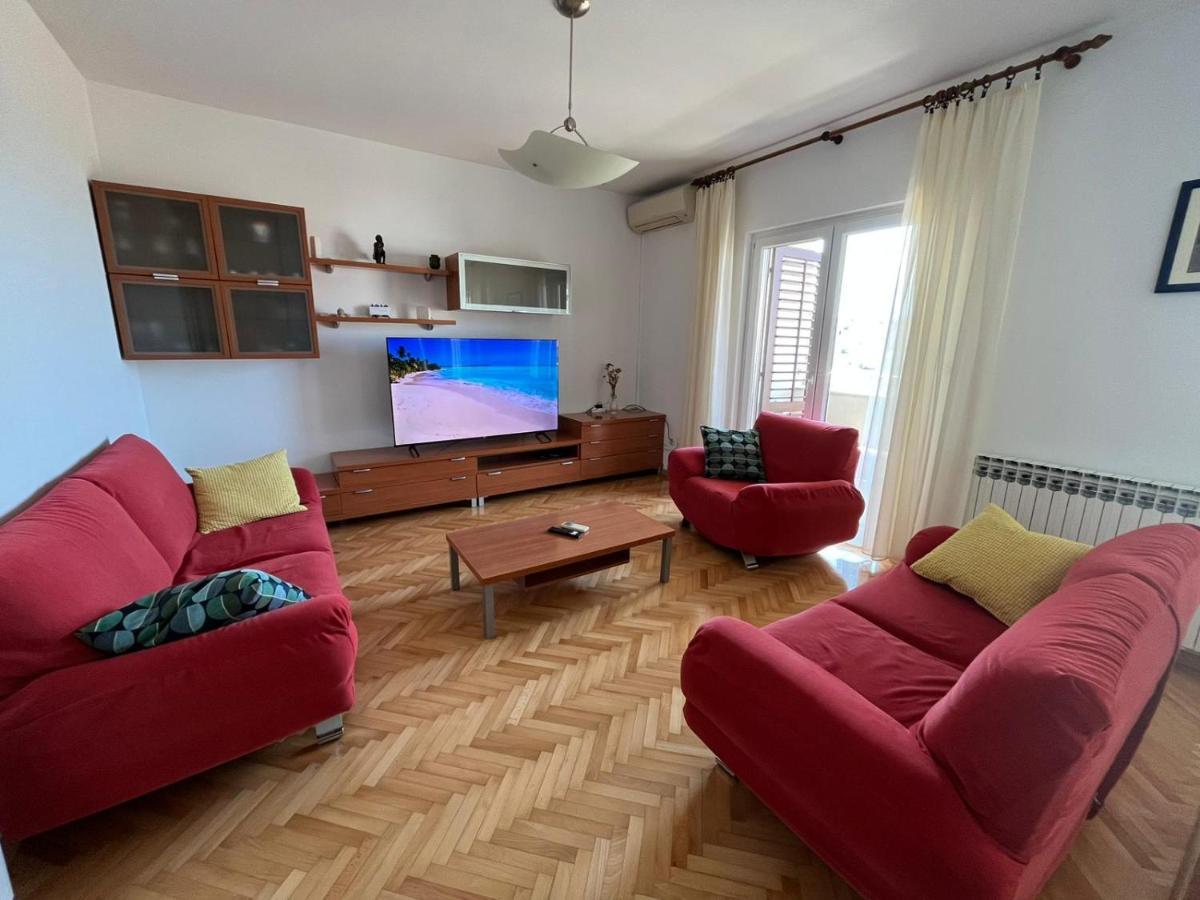 Apartment Lily Podstrana Ngoại thất bức ảnh
