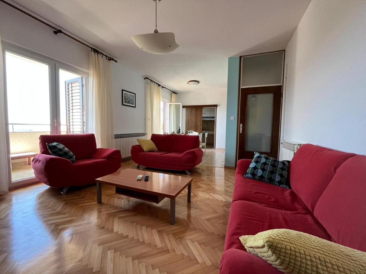 Apartment Lily Podstrana Ngoại thất bức ảnh