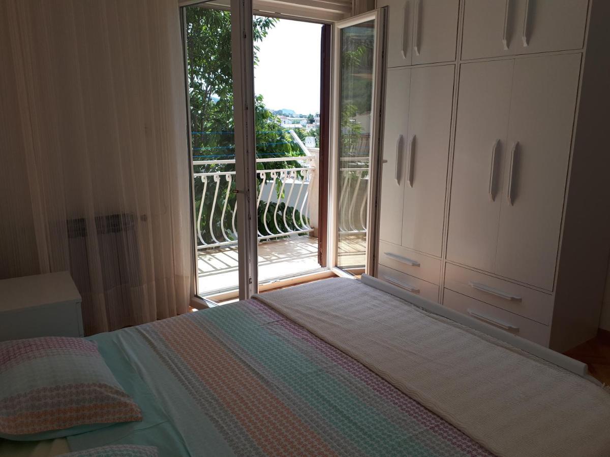 Apartment Lily Podstrana Ngoại thất bức ảnh